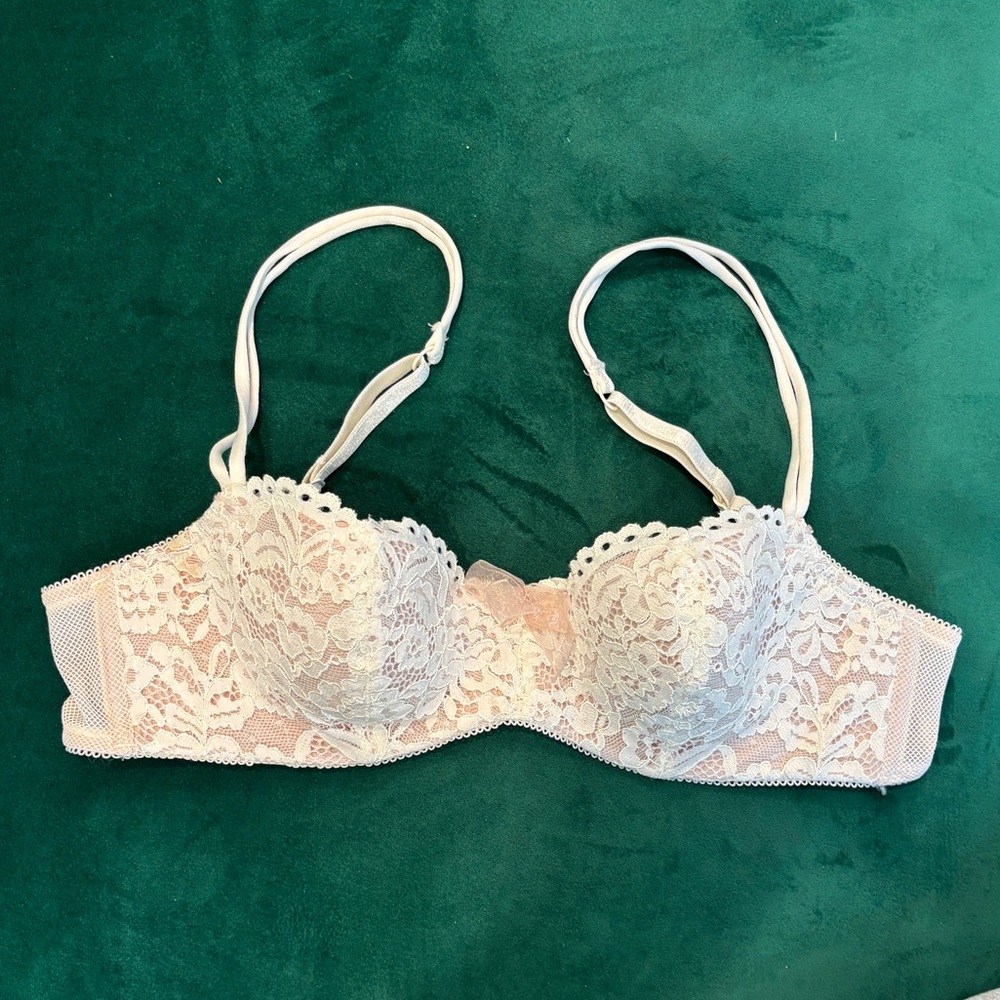 b.tempt’d by Wacoal Lace Balconette Underwire Bra - Cream & Pink